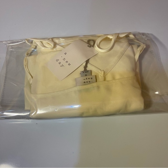 A NEW DAY Midi Slip Dress Light Yellow Adjustable Straps Sleek Travel S - Picture 6 of 8